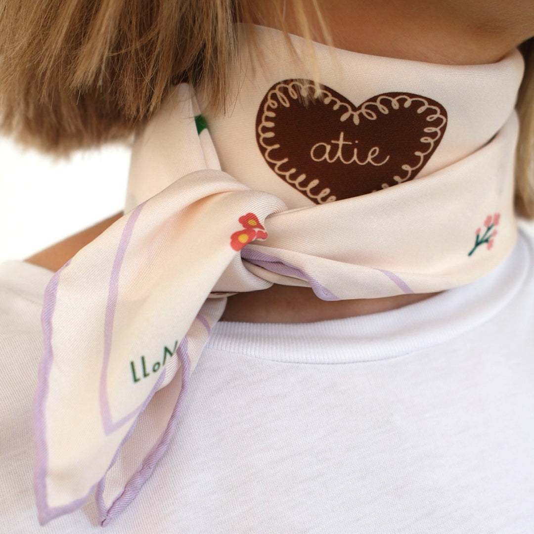 Seidentuch Tracht N°11 Off-White/Flieder