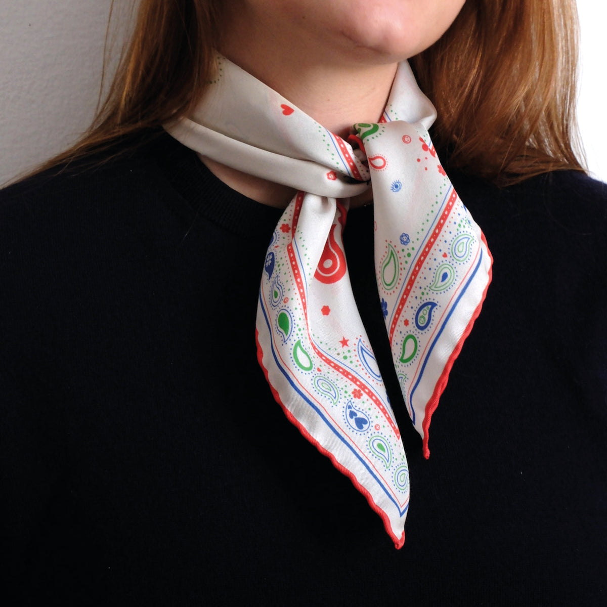 Seidentuch Paisley N°05 Little Off-White / Rot / Grün / Blau